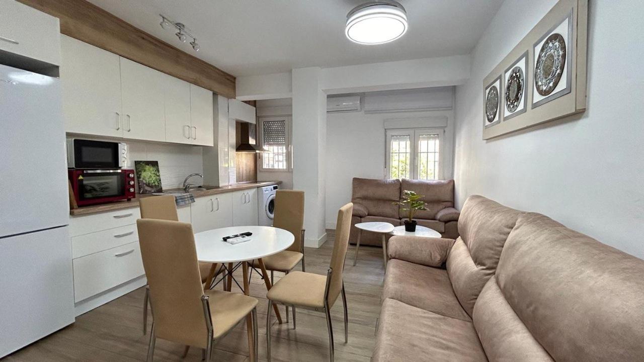 Hostel Piso Compartido Delyrent Acosta Jaén Exteriér fotografie