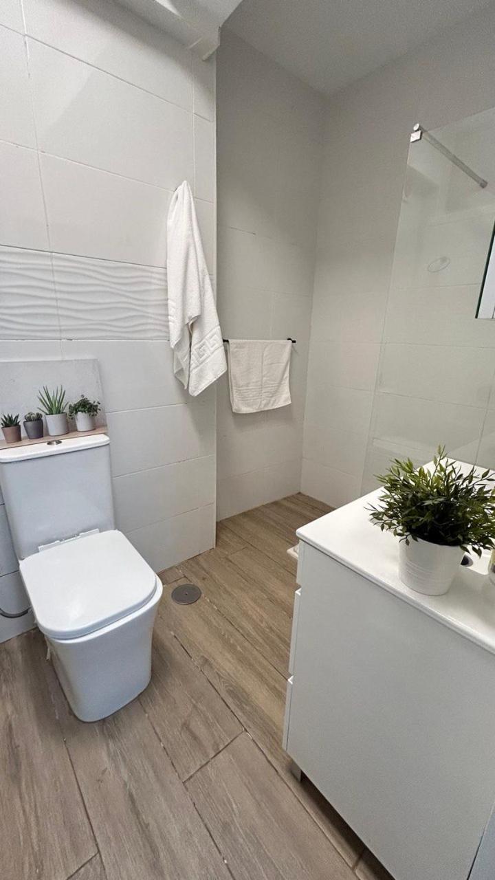 Hostel Piso Compartido Delyrent Acosta Jaén Exteriér fotografie
