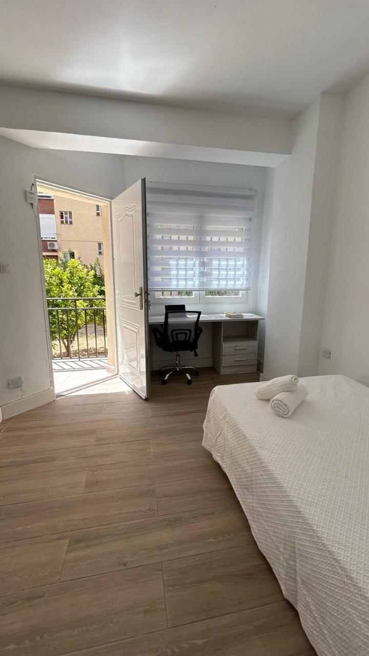 Hostel Piso Compartido Delyrent Acosta Jaén Exteriér fotografie