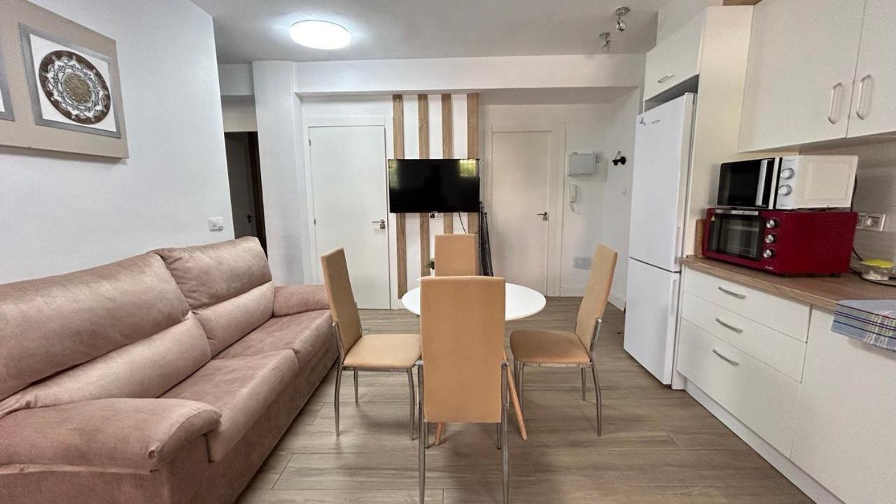 Hostel Piso Compartido Delyrent Acosta Jaén Exteriér fotografie